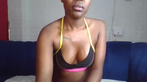 Snapshot of peach_melbah chatting on 25, 10, 2025 peach_melbah online show from 25, 10, 2025