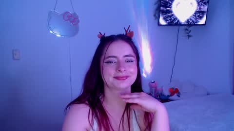 peacherry_ online show from 17, 12, 2024