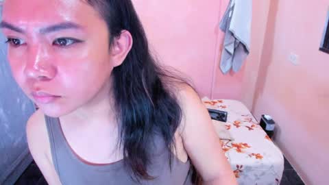 Snapshot of peachperfect_ chatting on 10, 4, 2026 I dont demand tokens for as long as youre not requesting anything but that doesnt mean I dont need tokens.. I dont do free online show from 10, 4, 2026