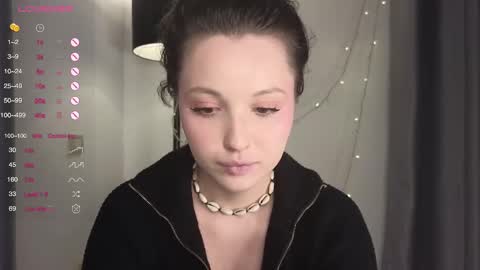 Lili online show from 1, 3, 2025