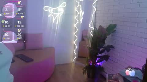 Snapshot of peachy_tay chatting on 10, 11, 2025 peachy_tay online show from 10, 11, 2025