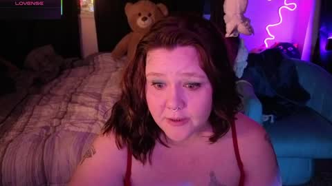Peachy Nessa online show from 14, 5, 2026