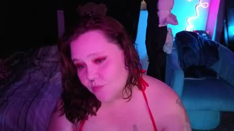 Peachy Nessa online show from 15, 5, 2026