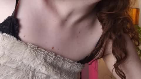 Snapshot of peachypixiee chatting on 23, 9, 2025 PeachyPixiee online show from 23, 9, 2025