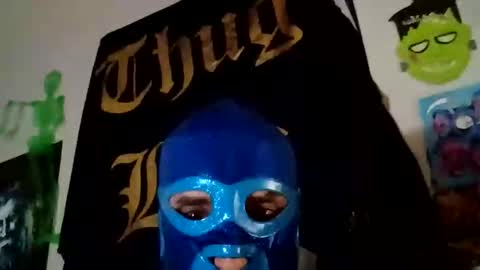 peacockman92951 online show from 24, 4, 2026