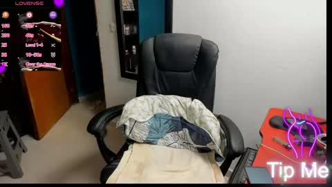 Tangerine Penaut online show from 16, 4, 2026