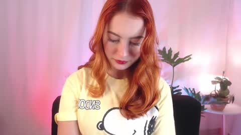 Snapshot of pear__moon chatting on 18, 1, 2025 LILLY online show from 18, 1, 2025