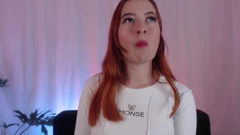 Snapshot of pear__moon chatting on 6, 3, 2025 LILLY online show from 6, 3, 2025