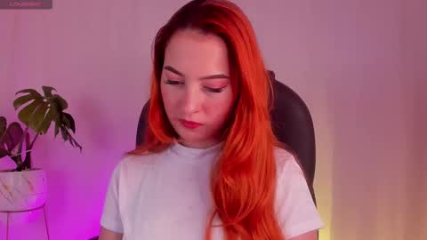 Snapshot of pear__moon chatting on 14, 9, 2025 LILLY online show from 14, 9, 2025