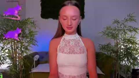 Snapshot of pearl_bloom chatting on 16, 7, 2026 Sex Leah online show from 16, 7, 2026