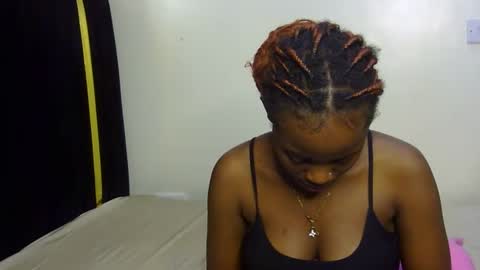 Snapshot of pearl_velvet chatting on 20, 11, 2025 vel online show from 20, 11, 2025