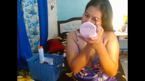 Snapshot of pearlaofasia21 chatting on 20, 11, 2025 pearlaofasia21 online show from 20, 11, 2025