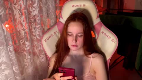 Snapshot of pearlprincess_ chatting on 10, 9, 2025 Adelina online show from 10, 9, 2025