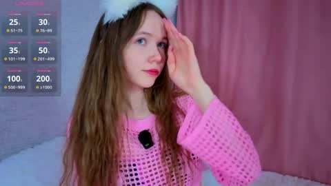pearly_peach_ online show from 26, 5, 2026