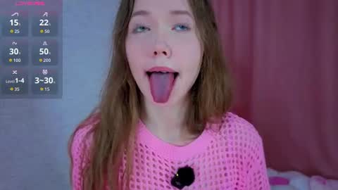 Snapshot of pearly_peach_ chatting on 3, 7, 2026 pearly_peach_ online show from 3, 7, 2026