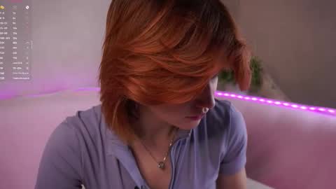 Snapshot of pebee chatting on 14, 10, 2025 Lily online show from 14, 10, 2025