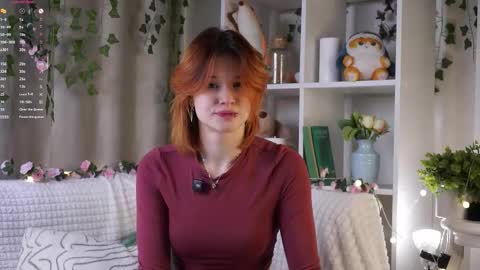 Snapshot of pebee chatting on 3, 11, 2025 Lily online show from 3, 11, 2025