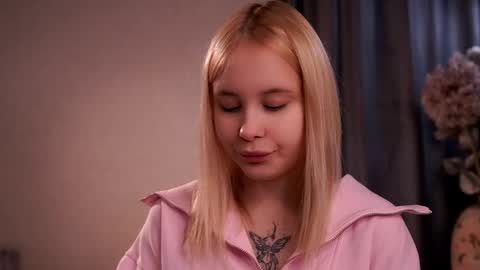 Lily online show from 31, 5, 2026
