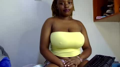 Snapshot of peekyshams chatting on 13, 9, 2025 peekyshams online show from 13, 9, 2025