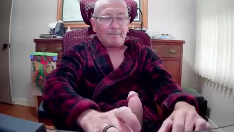 peepingmale online show from 14, 12, 2025