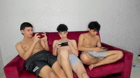 CAIN-19  ALLEN-18 RONALD-18 AUSTIN-18 MOD DANTE online show from 8, 1, 2025