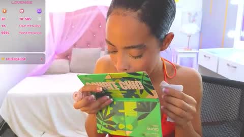 peneelopeecute online show from 24, 4, 2026