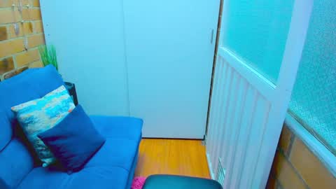 Penelope online show from 5, 2, 2025