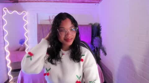 Snapshot of penelope_tay chatting on 5, 10, 2025 penelope online show from 5, 10, 2025