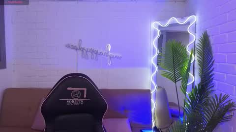 Snapshot of penelope_tay chatting on 9, 10, 2025 penelope online show from 9, 10, 2025