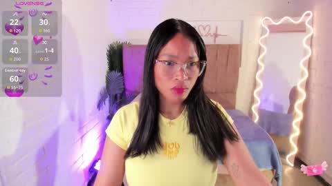 Snapshot of penelope_tay chatting on 16, 11, 2025 penelope online show from 16, 11, 2025