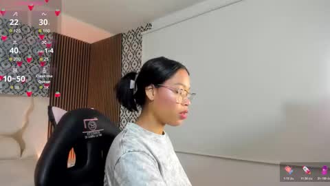 Snapshot of penelope_tay chatting on 5, 12, 2025 penelope online show from 5, 12, 2025