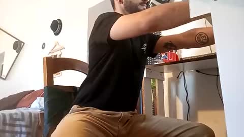 penesvoladores92 online show from 18, 11, 2025