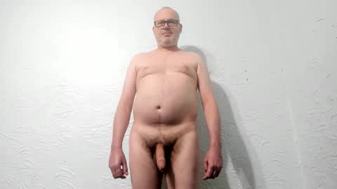 Vincent Howard online show from 4, 3, 2026