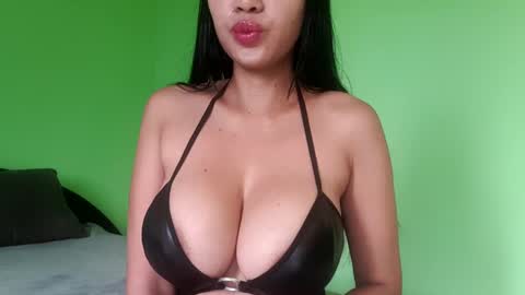 Snapshot of penisqueen69 chatting on 31, 12, 2024 The Queen of deepthroat in this room all your dreams come true xx online show from 31, 12, 2024