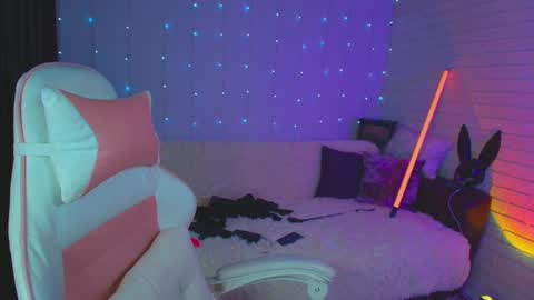 Dia  online show from 12, 3, 2025