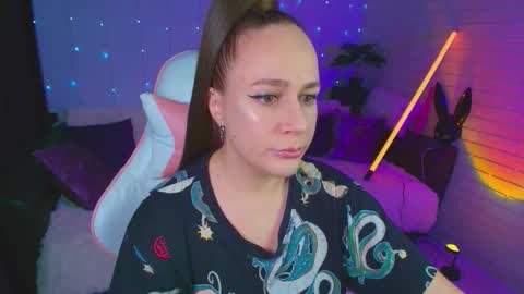 Dia  online show from 5, 11, 2025