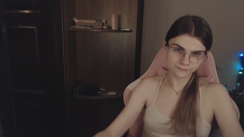 Snapshot of peralez_f chatting on 16, 1, 2025 Farida online show from 16, 1, 2025
