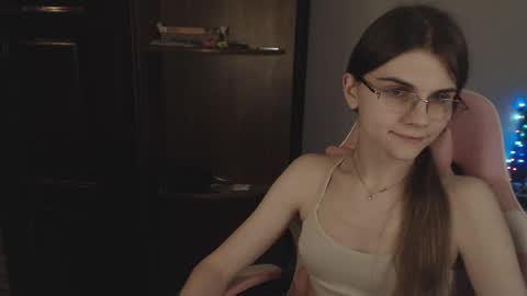 Snapshot of peralez_f chatting on 20, 1, 2025 Farida online show from 20, 1, 2025