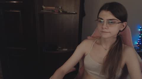 Snapshot of peralez_f chatting on 22, 1, 2025 Farida online show from 22, 1, 2025