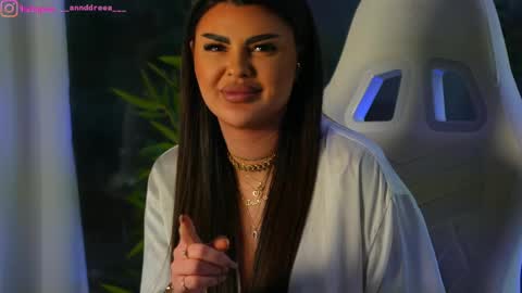 Snapshot of perfectt33n chatting on 5, 12, 2024 Dee online show from 5, 12, 2024