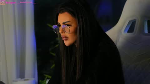 Snapshot of perfectt33n chatting on 27, 12, 2024 Dee online show from 27, 12, 2024