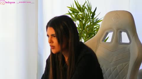 Snapshot of perfectt33n chatting on 21, 2, 2025 Dee online show from 21, 2, 2025