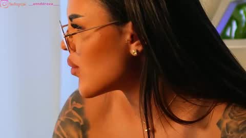 Snapshot of perfectt33n chatting on 24, 2, 2025 Dee online show from 24, 2, 2025