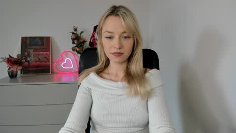 Cindy online show from 6, 12, 2024