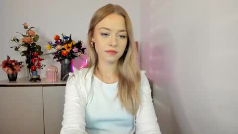 Cindy online show from 6, 11, 2025