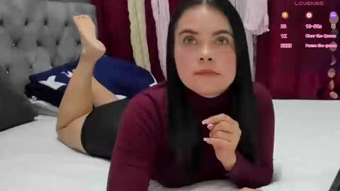 Perla Thompson online show from 6, 1, 2026