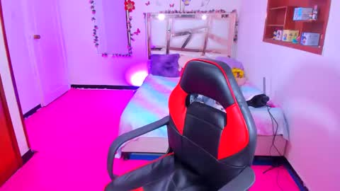 PERLA online show from 11, 3, 2026