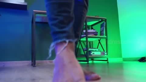 andres    online show from 10, 12, 2024