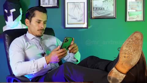 andres    online show from 10, 9, 2025