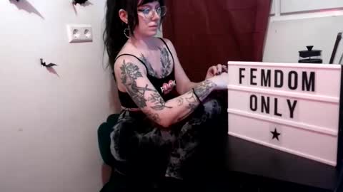Persephone online show from 26, 5, 2026